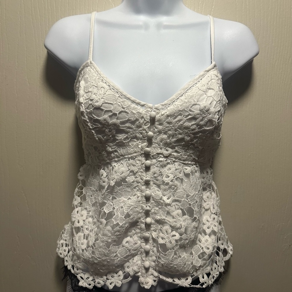✨🤍Abercrombie & Fitch White Lace Peplum Cami Top XS - Picture 14 of 16